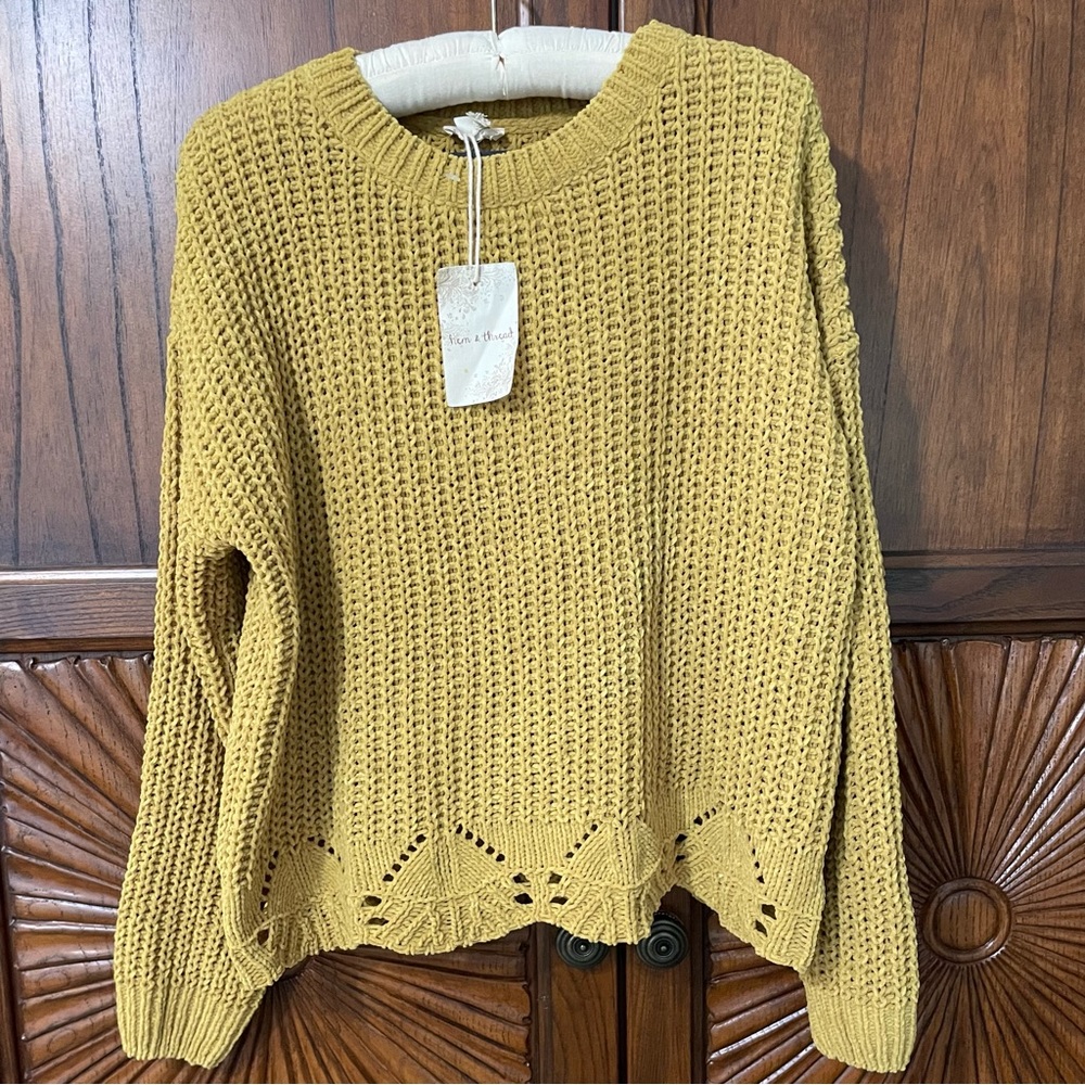 NWT Hem & Thread Textured Mustard Pullover Sweater